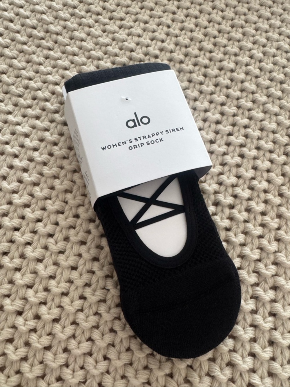 Authentic ALO Yoga Women's Strappy Siren Grip Sock - Black Size M/L
